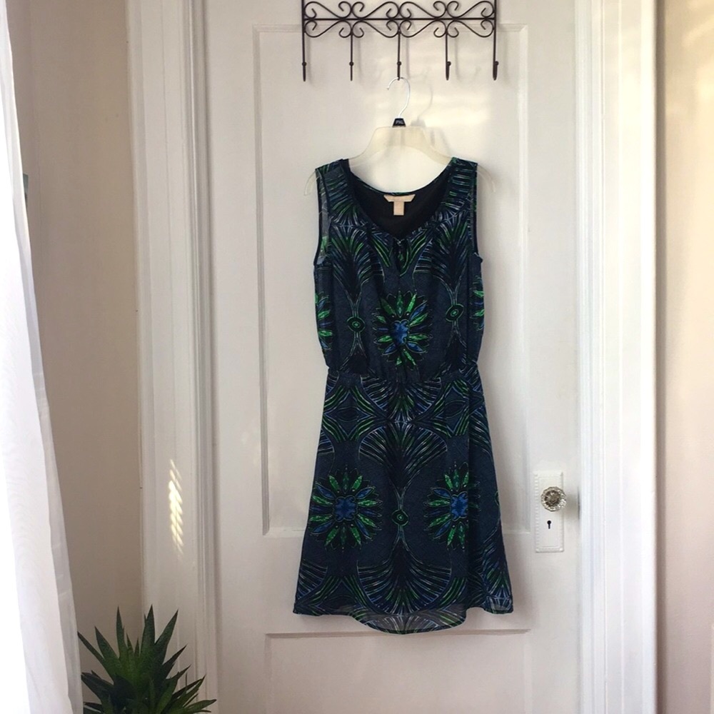 Sleeveless Banana Republic Dress